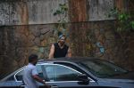 Aditya Roy Kapoor snapped in Bandra getting inside the car (1)_575ce64114b69.JPG