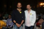 Vivek Oberoi and Rohit Shetty at an event to support fight against Tobacco and Cancer and the cause in Mumbai on 11th June 2016 (101)_575d0e4995d17.JPG