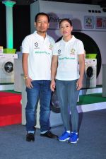 Mary Kom promotes for Ariel  detergent Powder on 16th June 2016 (21)_57639a8c7b316.JPG