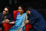 Asha Bhosle, Pritam Chakraborty, Wajid on the sets of SAREGAMA on 21st June 2016 (32)_57694cb1c2b98.JPG