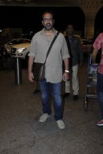 Anand L Rai leaves for IIFA on Day 2 on 21st June 2016(142)_576a2192b4553.JPG