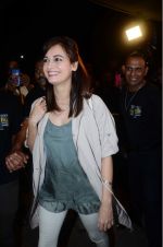 Dia Mirza leaves for IIFA on Day 2 on 21st June 2016(347)_576a226824094.JPG
