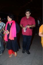 Tanvi Azmi leaves for IIFA on Day 2 on 21st June 2016(338)_576a241182433.JPG