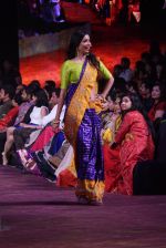 An Ode To Weaves and Weavers Fashion show at HICC Novotel, Hyderabad on June 21, 2016 (325)_576be82320327.JPG