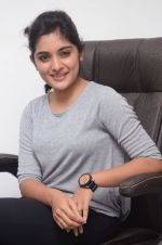 Nivetha Thomas Photoshoot (119)_576bedf01dd4a.jpg