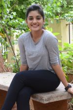 Nivetha Thomas Photoshoot (122)_576bedf3b3a01.jpg