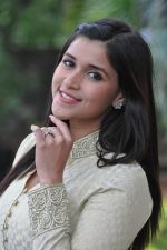 Mannara Chopra Photoshoot (100)_576fc01357004.jpg