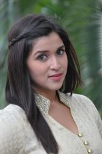 Mannara Chopra Photoshoot (91)_576fc00c567a5.jpg