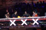 Salman Khan promotes Sultan on the finale episode of India_s Got Talent shoot on 30th June 2016 (30)_57752cc6107ae.JPG