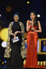Huma Qureshi at SIIMA 2016 DAY 1 red carpet on 30th June 2016 (82)_577615408aab4.JPG