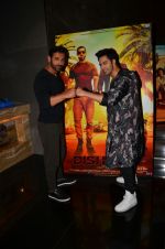 John Abraham, Varun Dhawan at Dishoom promotions in Mumbai on 2nd July 2016 (9)_5777d3f512477.jpg