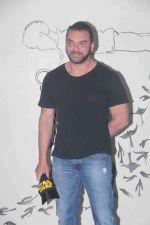 Sohail Khan at the premiere of her debut play Begum Jaan, in Mumbai on 2nd July 2016 (25)_57788661da2ad.JPG