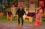 Salman Khan, Anushka Sharma on the sets of The Kapil Sharma Show on 3rd July 2016 (117)_577a041ce48b1.JPG
