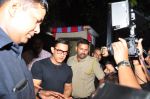 Aamir Khan at YRF to watch movie Sultan on 6th July 2016 (2)_577de4f8185ec.JPG