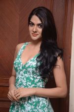 Sakshi Chowdary Photoshoot (42)_577ddfa9159f0.jpg