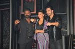 Varun Dhawan, Jacqueline Fernandez promote Dishoom on the sets of Dance 2 plus on 11th July 2016 (17)_5783d0f96ac60.jpg