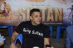 Salman Khan at Sultan press meet in panvel on 15th July 2016 (105)_578928240d420.JPG
