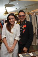 at the launch of FANTASTIQUE by Abu Sandeep on 15th July 2016 (15)_57892a1da9a71.JPG