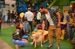 Jacqueline Fernandez, John Abraham promote Dishoom on the sets of The Kapil Sharma Show on 17th July 2016 (2)_578c782b78234.jpg