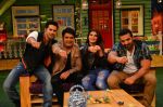 Jacqueline Fernandez, John Abraham, Varun Dhawan promote Dishoom on the sets of The Kapil Sharma Show on 17th July 2016 (8)_578c782c0f56f.jpg