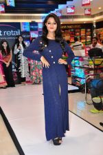 Model at the launch of designer collection for families & Exclusive Offers at RST-Retail in Tirmulgherry, Secunderabad on 17th July 2016 (22)_578c6aee02a4c.JPG