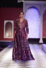 Alecia Raut walk the ramp for Anita Dongre show at the FDCI India Couture Week 2016 on 21st July 2016 (372)_5791a5403f154.JPG