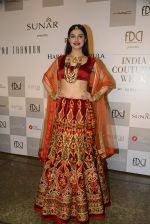 Divya Khosla Walks For Reynu Taandon at the FDCI India Couture Week 2016 (27)_57922c17ad739.JPG
