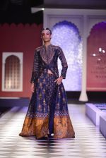 Model walk the ramp for Anita Dongre show at the FDCI India Couture Week 2016 on 21st July 2016 (305)_5791a5c1954de.JPG