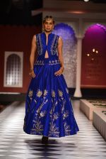Model walk the ramp for Anita Dongre show at the FDCI India Couture Week 2016 on 21st July 2016 (476)_5791a642176a6.JPG
