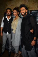 Ranveer Singh, Deepika Padukone, Irrfan Khan at the special screening of Madaari in Lightbox on 21st July 2016 (86)_5791a19fc29a2.JPG