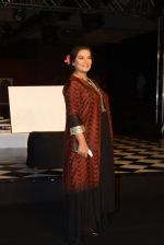 Shabana Azmi walk the ramp for Anita Dongre show at the FDCI India Couture Week 2016 on 21st July 2016 (293)_5791a5ddac620.JPG
