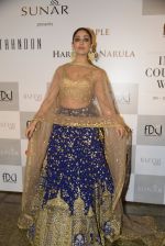 Yami Gautam walks the ramp for Rimple and Harpreet Narula at the FDCI India Couture Week 2016 on 22 July 2016 (18)_57922e92d7e44.JPG