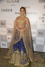 Yami Gautam walks the ramp for Rimple and Harpreet Narula at the FDCI India Couture Week 2016 on 22 July 2016 (20)_57922e95a3321.JPG