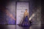 Yami Gautam walks the ramp for Rimple and Harpreet Narula at the FDCI India Couture Week 2016 on 22 July 2016 (8)_57922e8988679.JPG