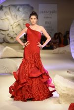 Model walks the ramp during showcase of Gaurav Gupta collection scape song at FDCI India Couture Week 2016 on 23 July 2016 (108)_57943b8b227c4.JPG