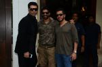 Farhan Akhtar, Karan Johar, Ritesh Sidhwani at the promo shoot in Bungalow 9, bandra on 25th July 2016 (36)_579620a9a63f6.jpg