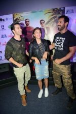 John Abraham, Varun Dhawan, Jacqueline Fernandez at Dishoom press conference on 25th July 2016 (1)_57961e22c3d77.jpg