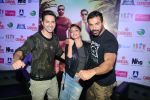 John Abraham, Varun Dhawan, Jacqueline Fernandez at Dishoom press conference on 25th July 2016 (7)_57961e0d34268.jpg