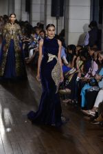 Model walks for Manav Gangwani latest collection Begum-e-Jannat at the FDCI India Couture Week 2016 on 24 July 2016 (89)_57961b449e5f0.JPG