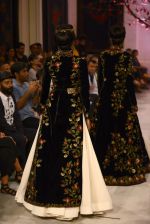 Models walk the ramp displaying Rohit Bal_s latest collection Kehkashaan at the India Couture Week 2016 on July 24, 2016 (19)_579621fb4b767.JPG
