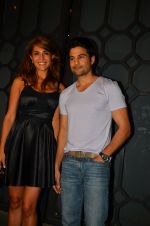 Caterina Murino, Rajeev Khandelwal at a star-studded party for Caterina Murino on 26th July 2016 (30)_579853e85af68.JPG