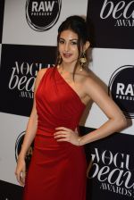 Amyra Dastur at Vogue Beauty Awards 2016 on 27th July 2016 (155)_5799a601ad1d7.JPG