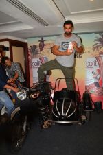 John Abraham at sofit promotions in Mumbai on 28th July 2016 (1)_5799c1e205184.jpg