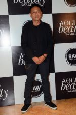 at Vogue Beauty Awards 2016 on 27th July 2016 (10)_5799a5882b38d.JPG