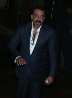 Sanjay Dutt on eve of his bday on 28th July 2016 (4)_579af96d79b6e.jpg