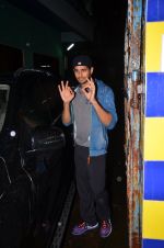 Sidharth Malhotra snapped together in Mumbai on 28th July 2016 (16)_579af9259d5df.JPG