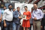 Sunny Leone visit Walmart store to promote her new perfume brand Lust on 29th July 2016 (1)_579b837ce5135.jpg