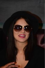 Sunny Leone at mahuratof Tera Intezaar movie on 29th July 2016 (114)_579c7d104f78c.JPG