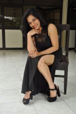 Revathi Chowdary Photoshoot (27)_57a02019601d7.JPG