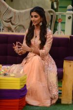 Pooja Hegde promote Mohenjo Daro on the sets of The Kapil Sharma Show on 2nd Aug 2016 (130)_57a172e47e693.JPG